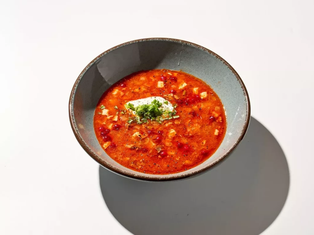 Солянка с копченым ребром