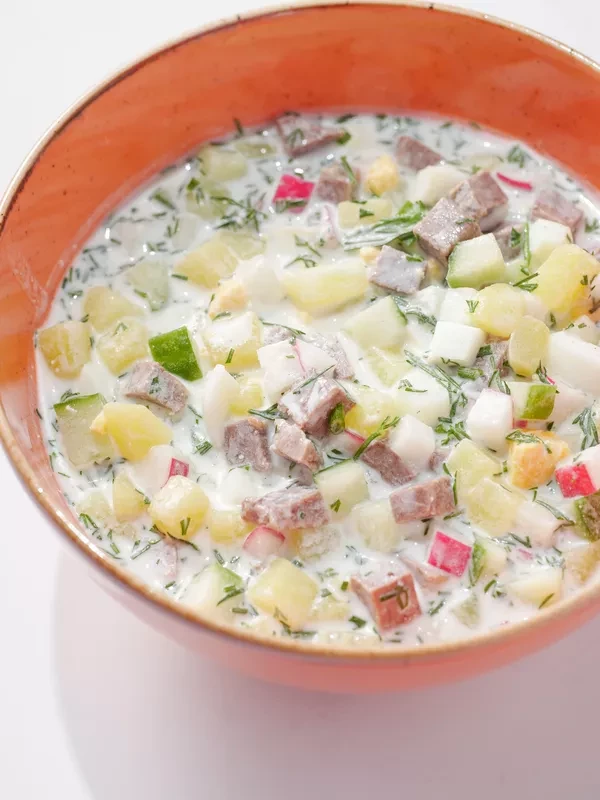 Окрошка с говядиной на мацони
