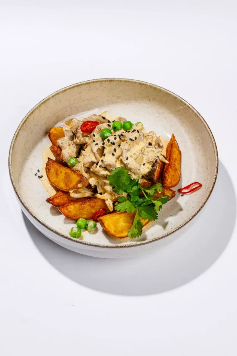 Виндалу с картофелем по-уральски