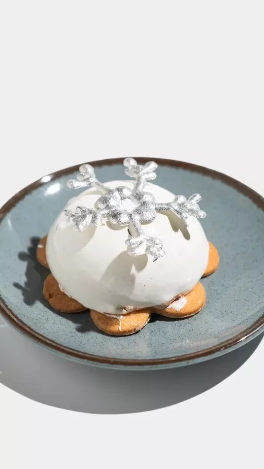 Тарталетка брусника в шоколаде