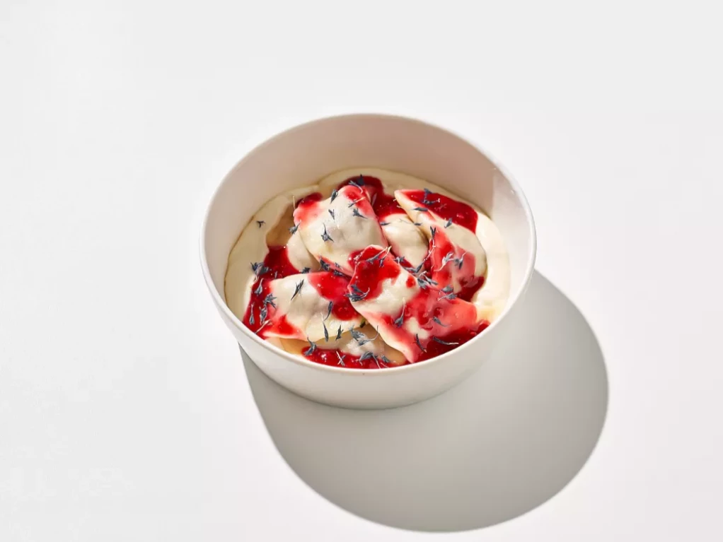 Вареники с вишней, ванильным кремом и крымским васильком