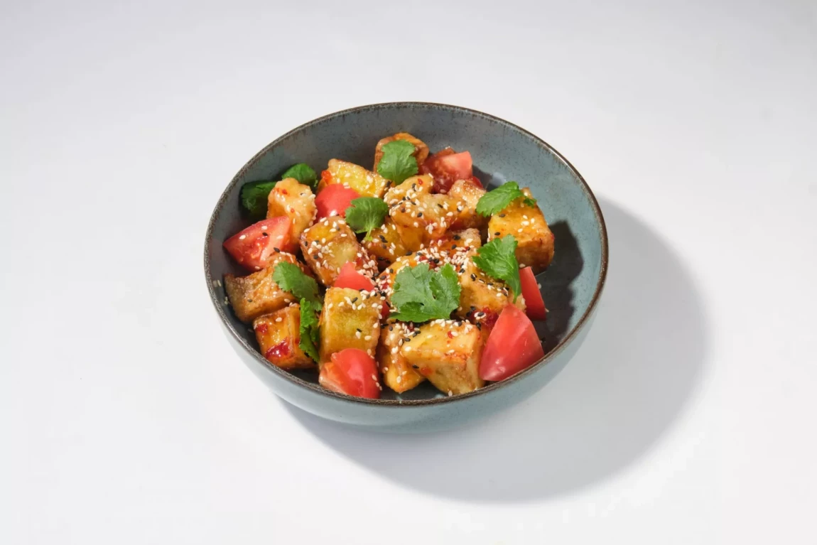 С хрустящими баклажанами и томатами