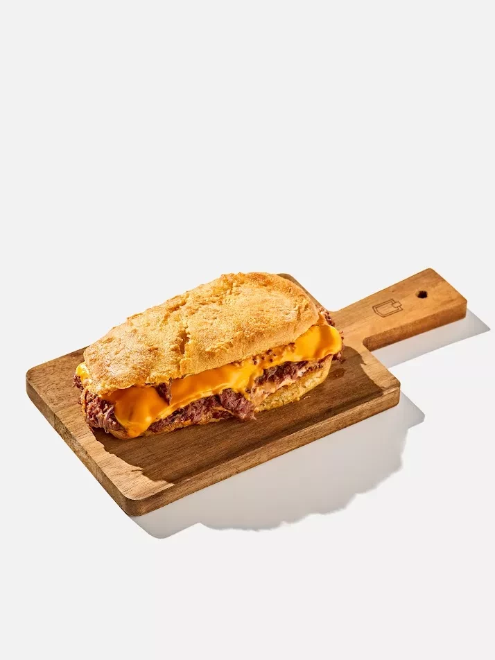 Кубинский сэндвич с томленой говядиной