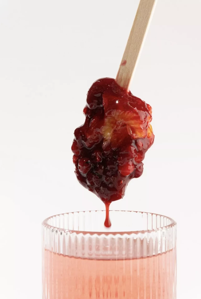 Брусничный с хвоей и розмарином