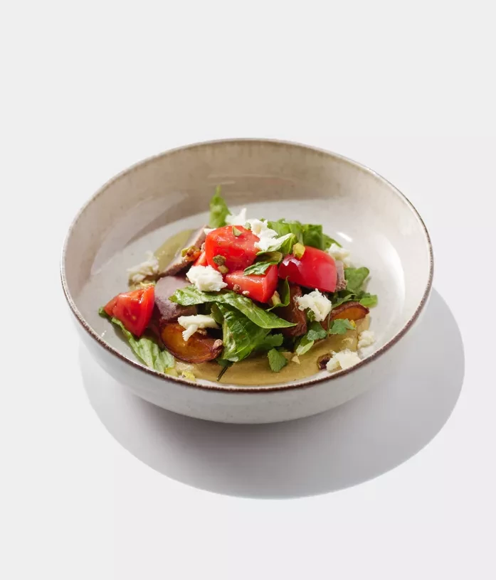 Салат грузинский с говядиной