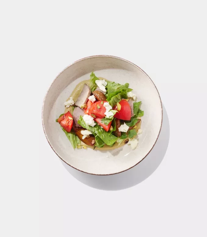 Салат грузинский с говядиной