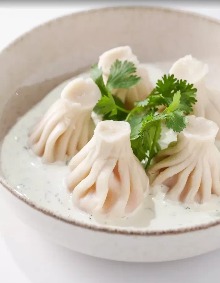Мини Хинкали с креветками и сливочным соусом 5 шт