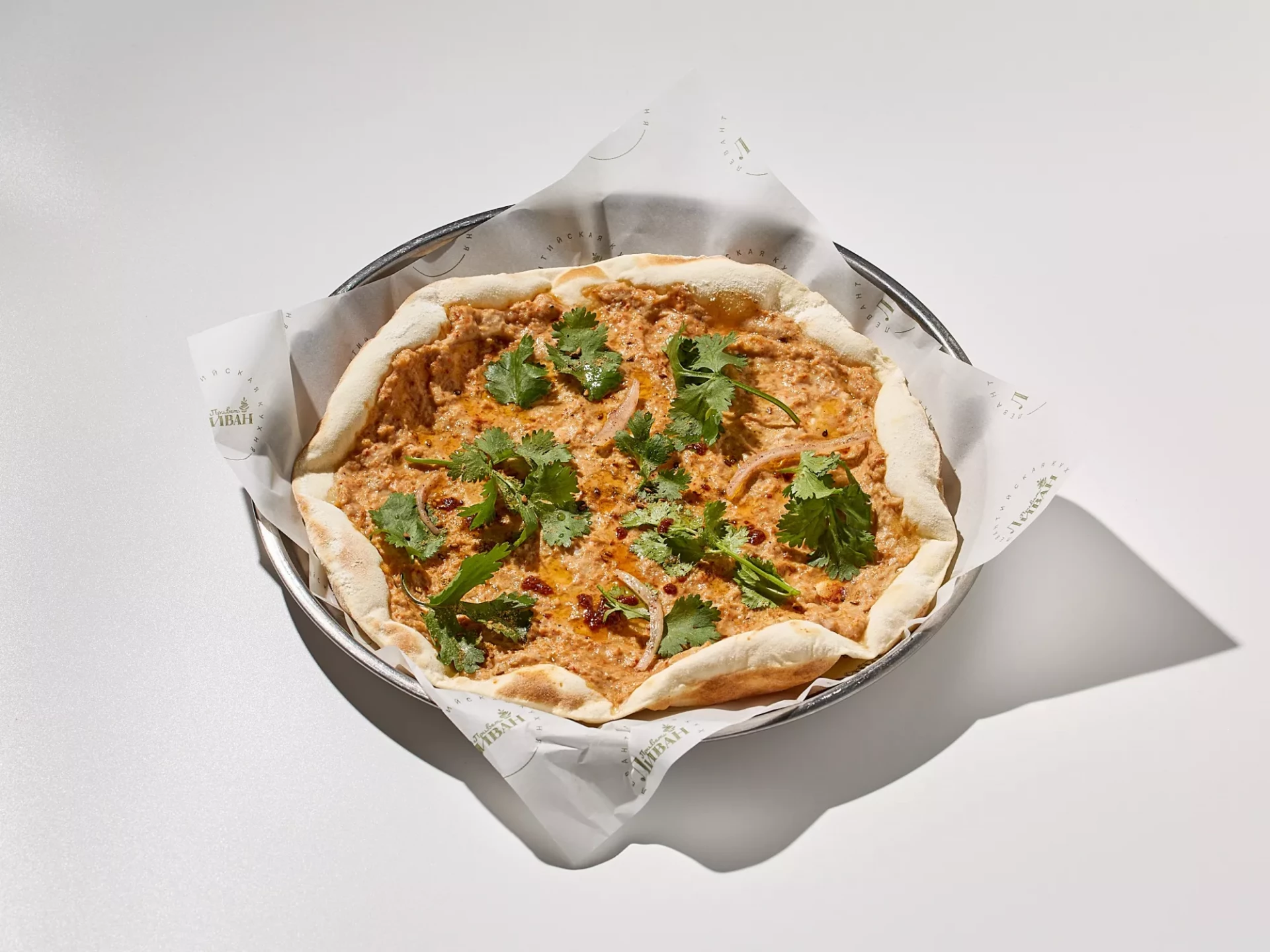 ЛАМАДЖО С ЦЫПЛЕНКОМ И СПЕЦИЯМИ