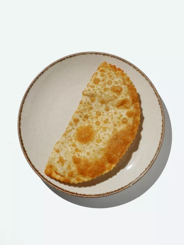 Чебурек с вишней