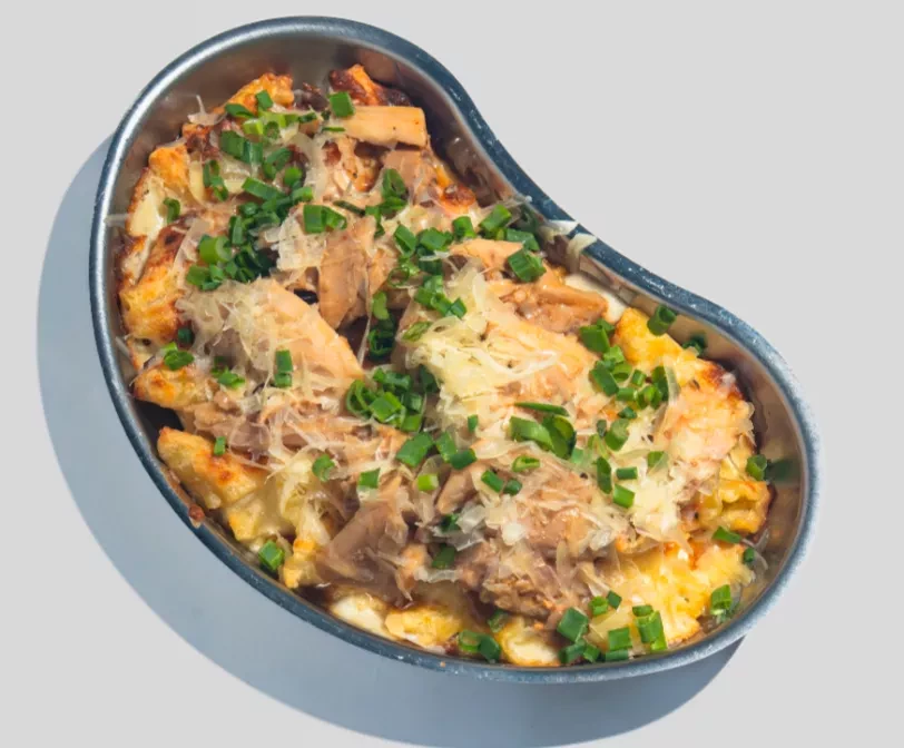 Мак энд чиз с курицей гриль