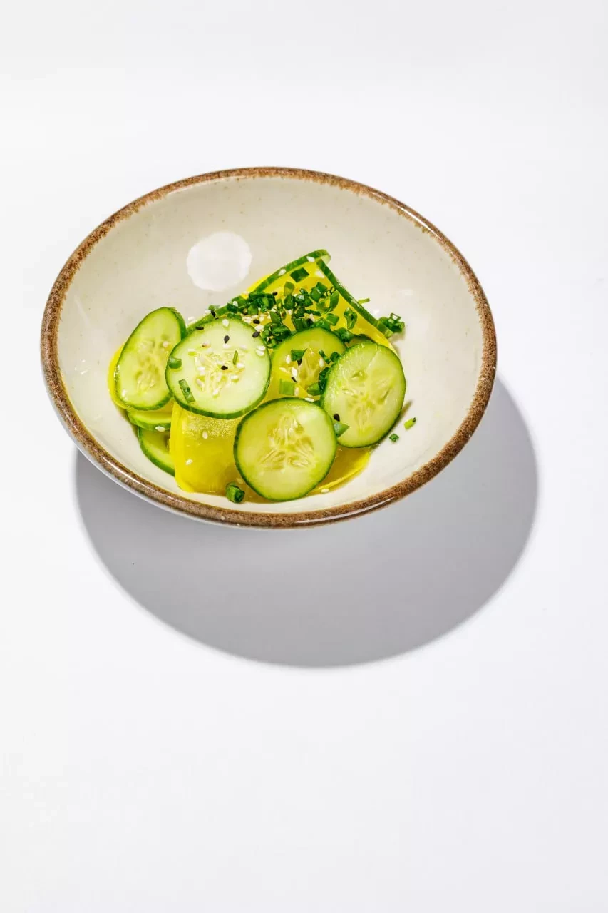 Дайкон с огурцами