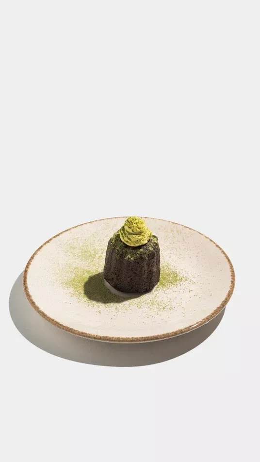 Канеле фисташка-матча