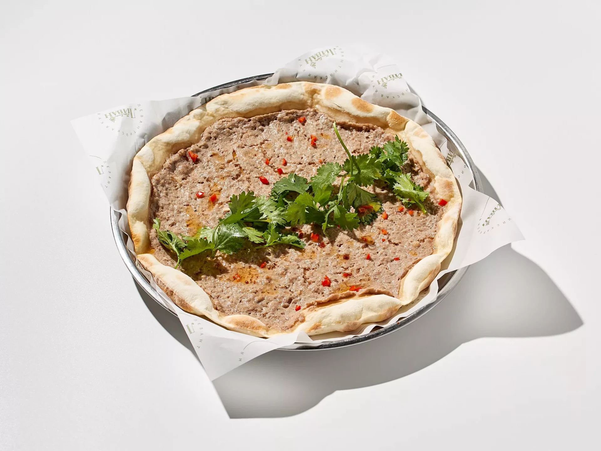 ЛАМАДЖО С ЯГНЕНКОМ