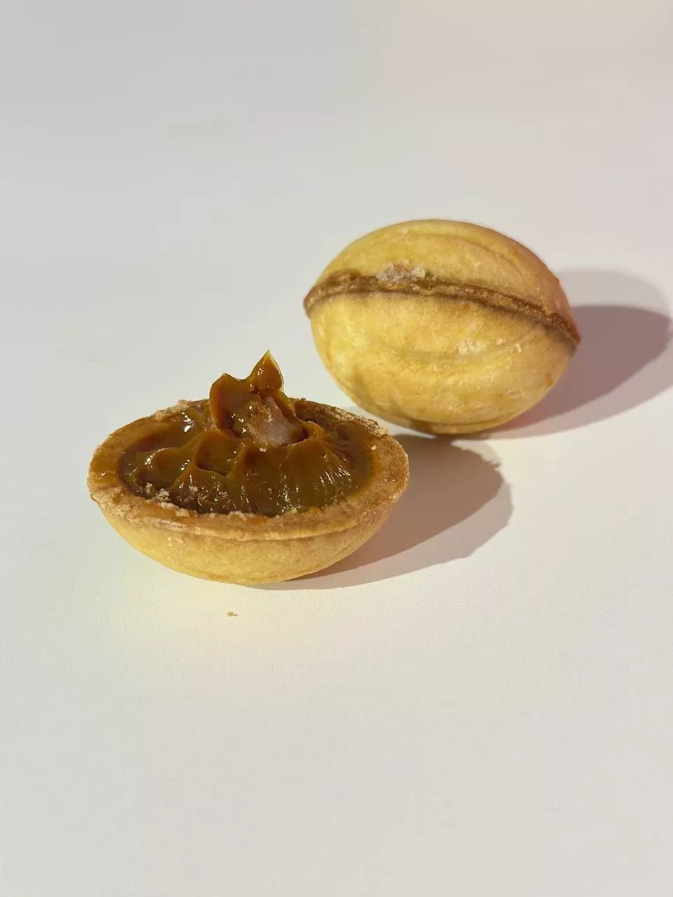 Орешек с вареной сгущенкой