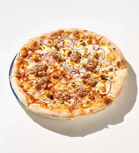 Пицца с тунцом